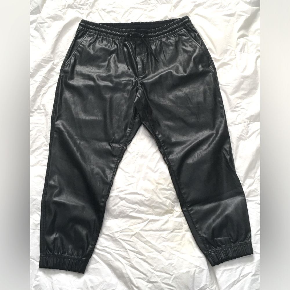 Gap Black Faux Leather Joggers Women’s XL